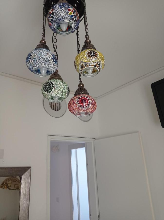 Ferienwohnung New! Great Location! Vibrant Downtown, Talpiot Market, Flea Market, Carmel Beach, Close To Everywhere Haifa Exterior foto